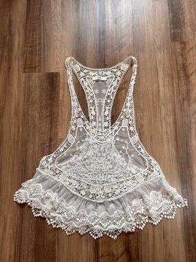 ISSI Boho White Lace Low Cut Crochet Embroidered Racerback Tank Top, Medium